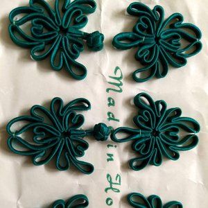 3/$25 vintage 60s NWT green Chinese frog closures